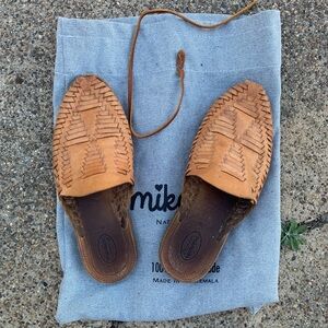 Mikoleon natural leather huaraches